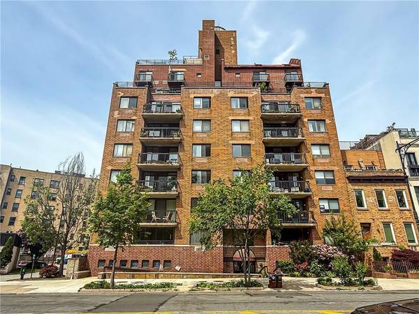 Brooklyn, NY 11218,207 Prospect PARK #PMU