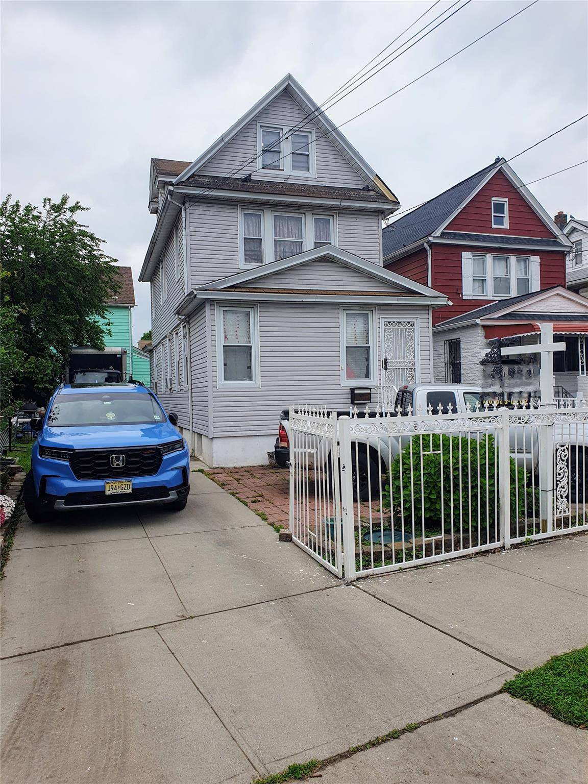 Jamaica, NY 11436,14007 Foch BLVD