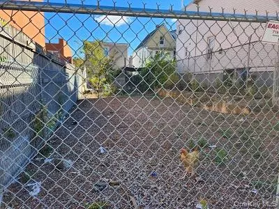 Bronx, NY 10460,1828 Waterloo PL