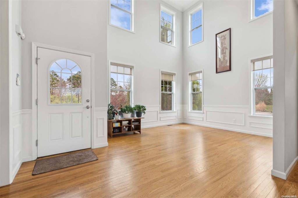 55 Hamptons Court DR #55, Eastport, NY 11941