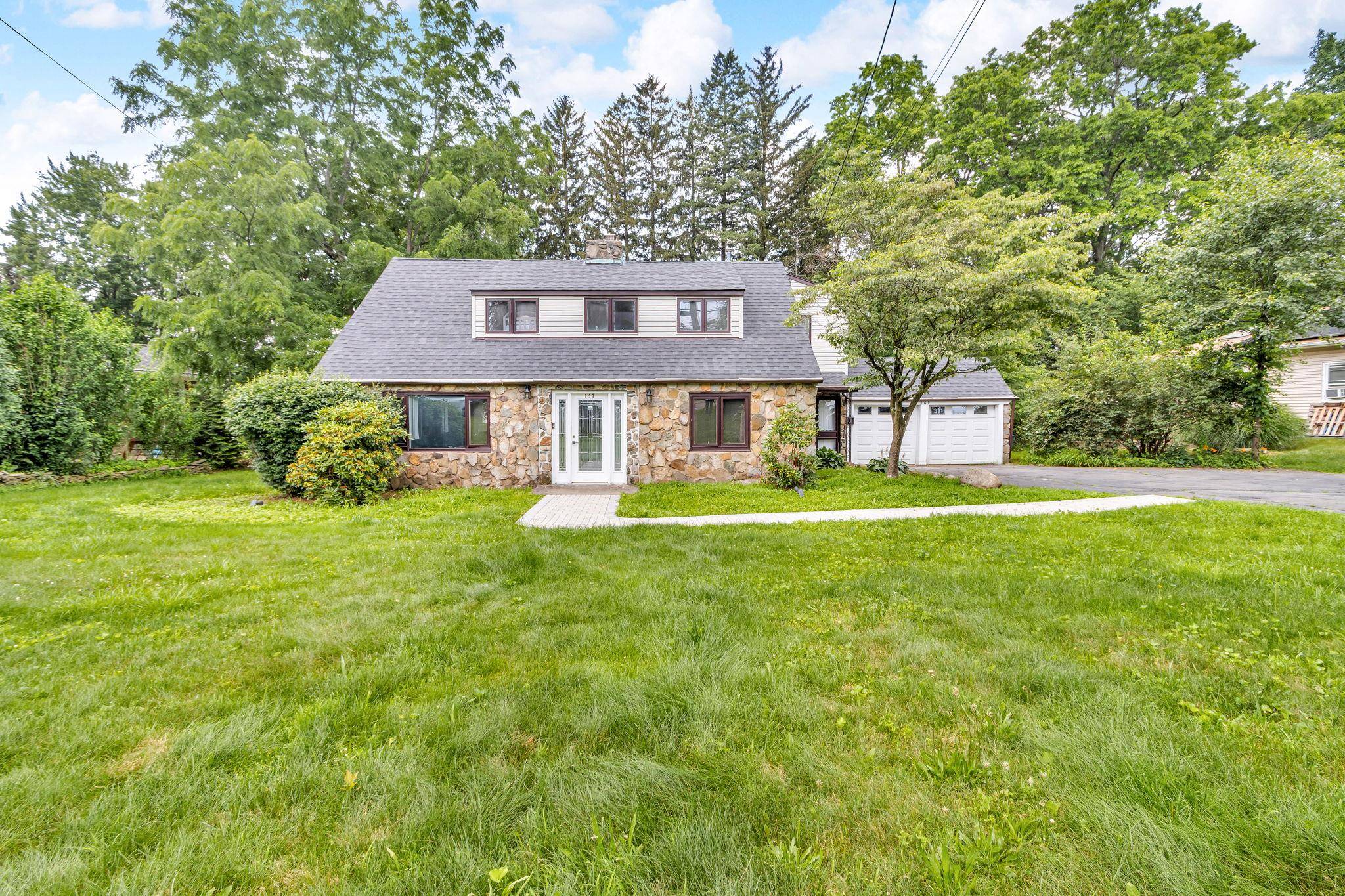 Nanuet, NY 10954,167 Grandview AVE