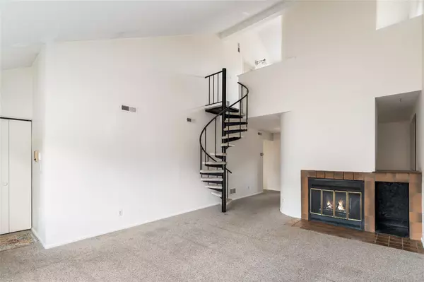 South Salem, NY 10590,71 Fox RUN