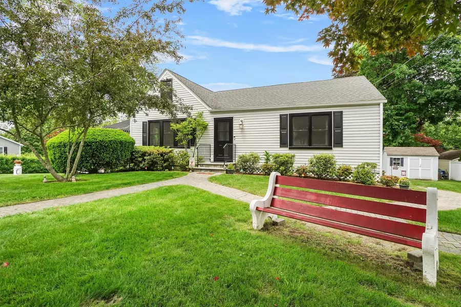 110 Oak CIR, Mahopac, NY 10541