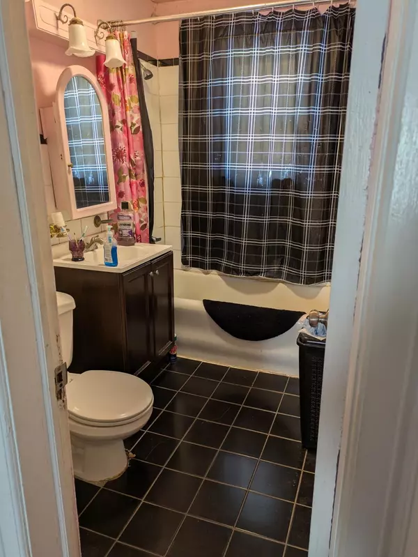 Flushing, NY 11358,16023 28th AVE