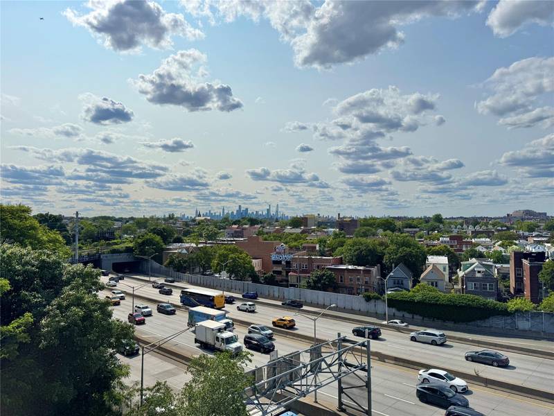 86-16 60th AVE #5K, Elmhurst, NY 11373