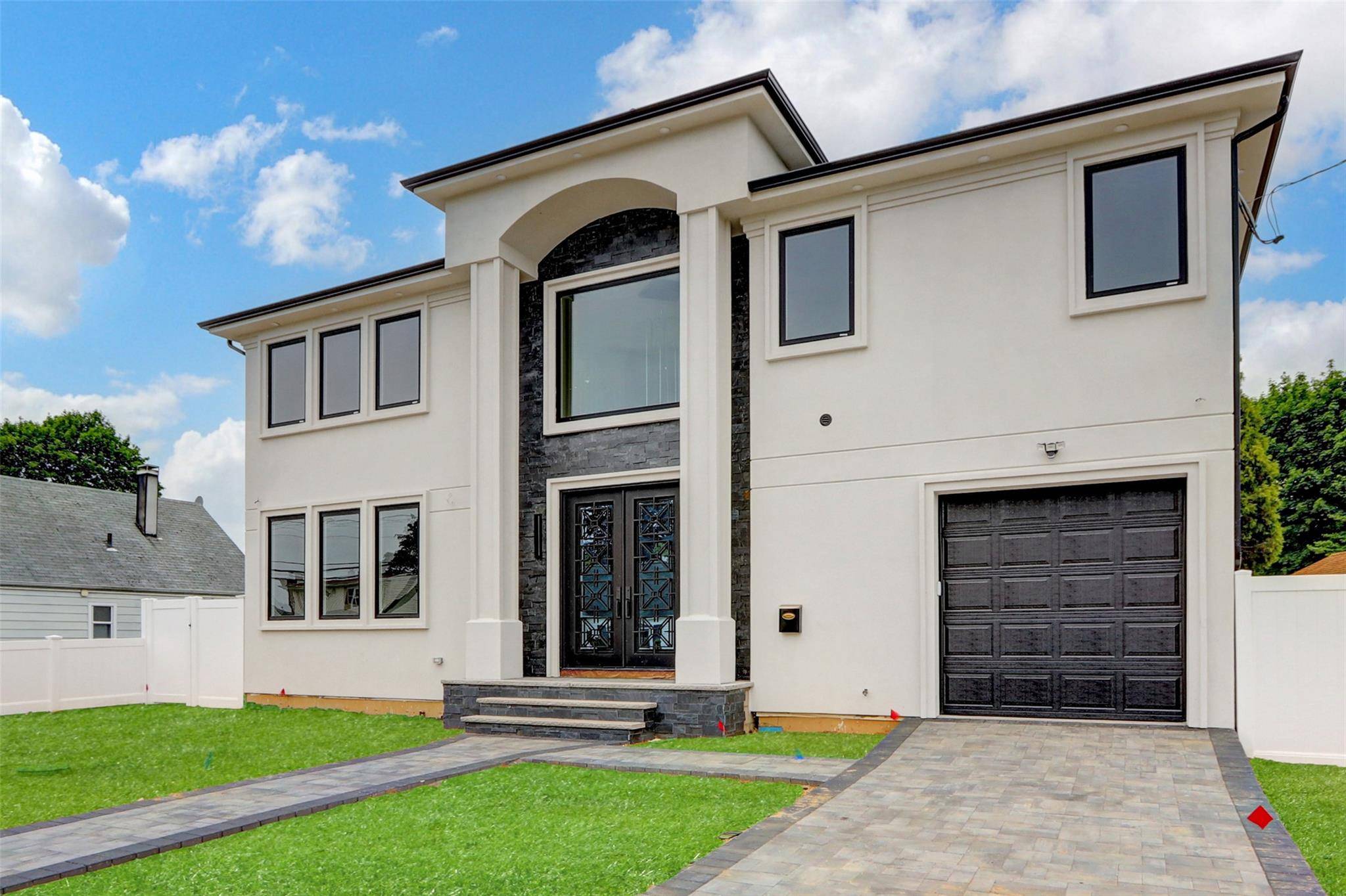 Hicksville, NY 11801,11 Libby AVE