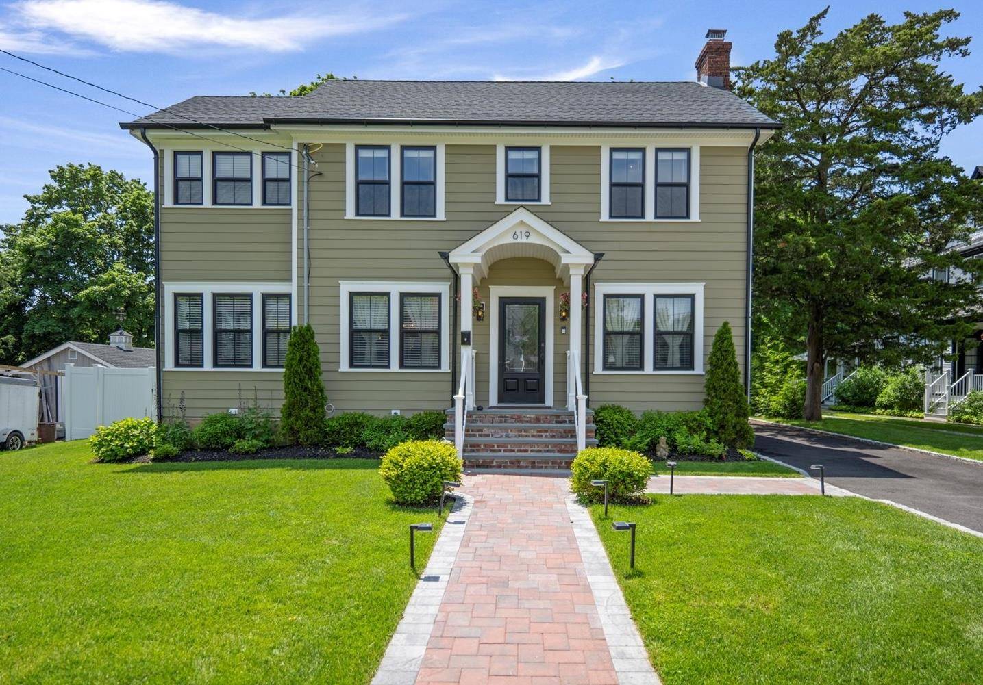 Greenport, NY 11944,220 aka 619 Bailey AVE