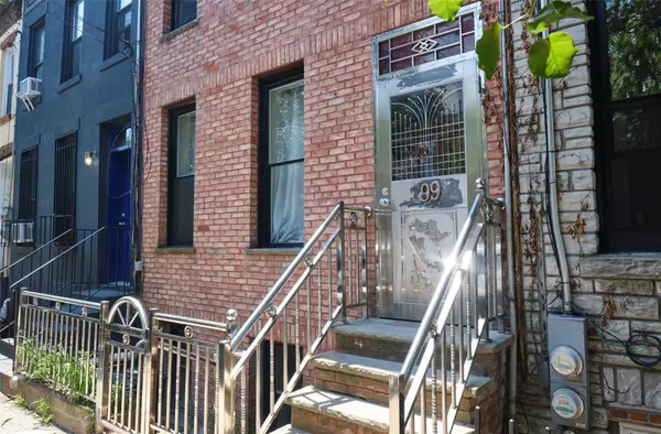 Brooklyn, NY 11231,99 Pioneer ST