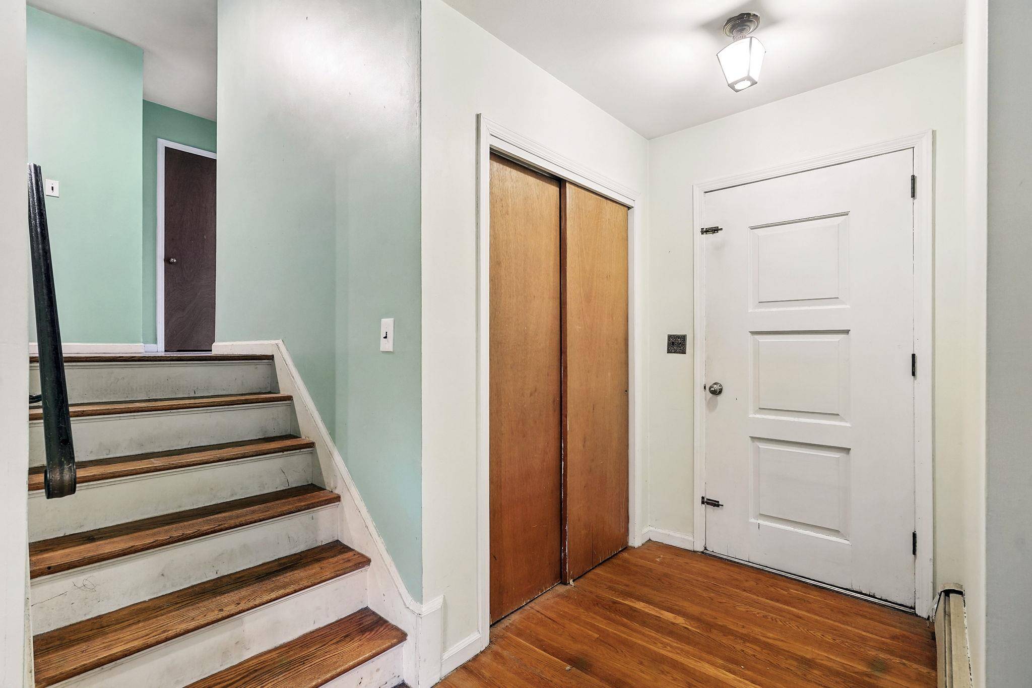 West Harrison, NY 10604,239 Lake ST
