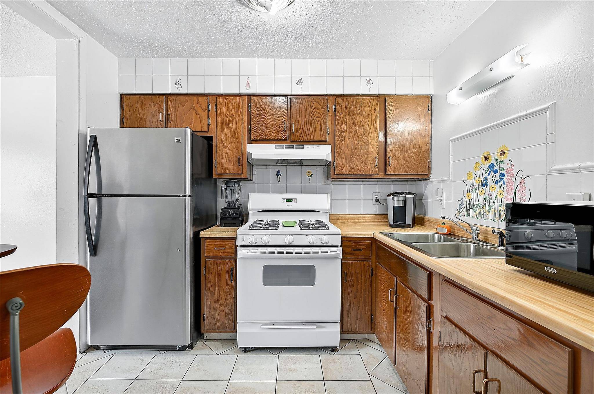Bronx, NY 10473,2049 Caesar PL