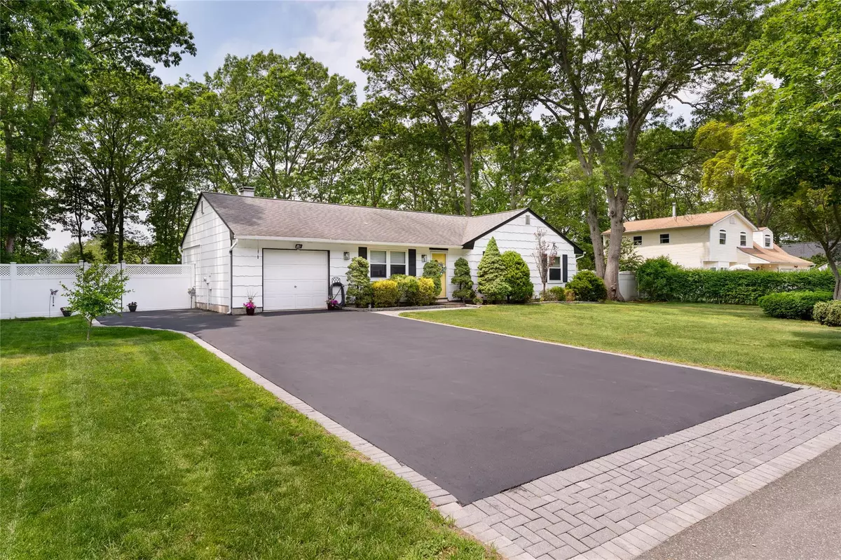 Coram, NY 11727,14 Felway Drive Felway DR #14