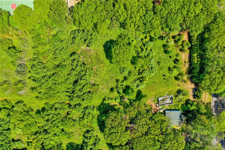 972 Old Medford AVE, Farmingville, NY 11738