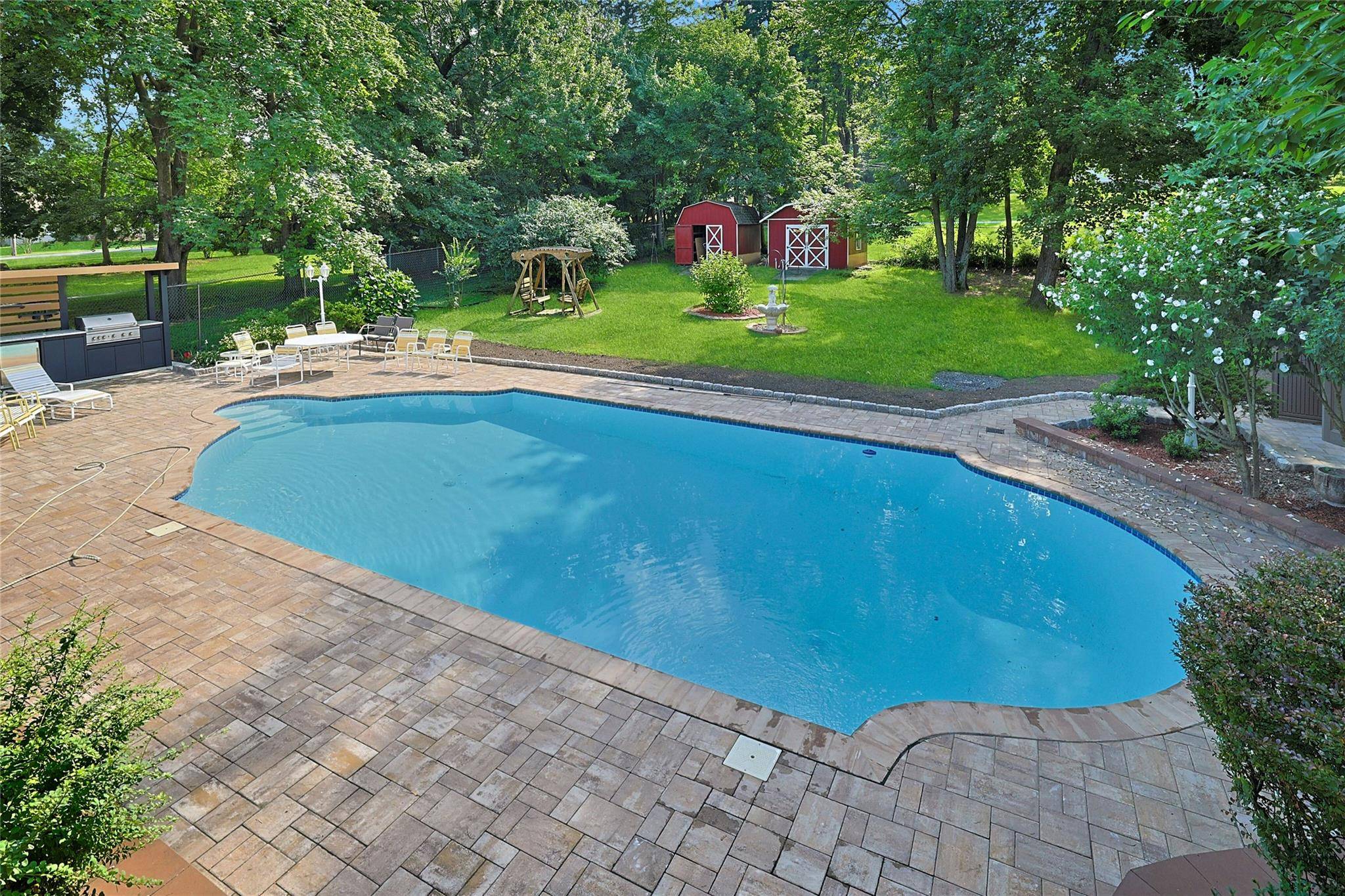 Garnerville, NY 10923,4 Suffern PL