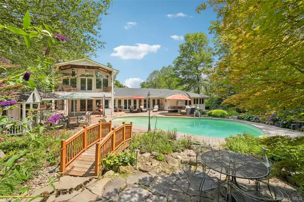 New City, NY 10956,8 Lisa LN