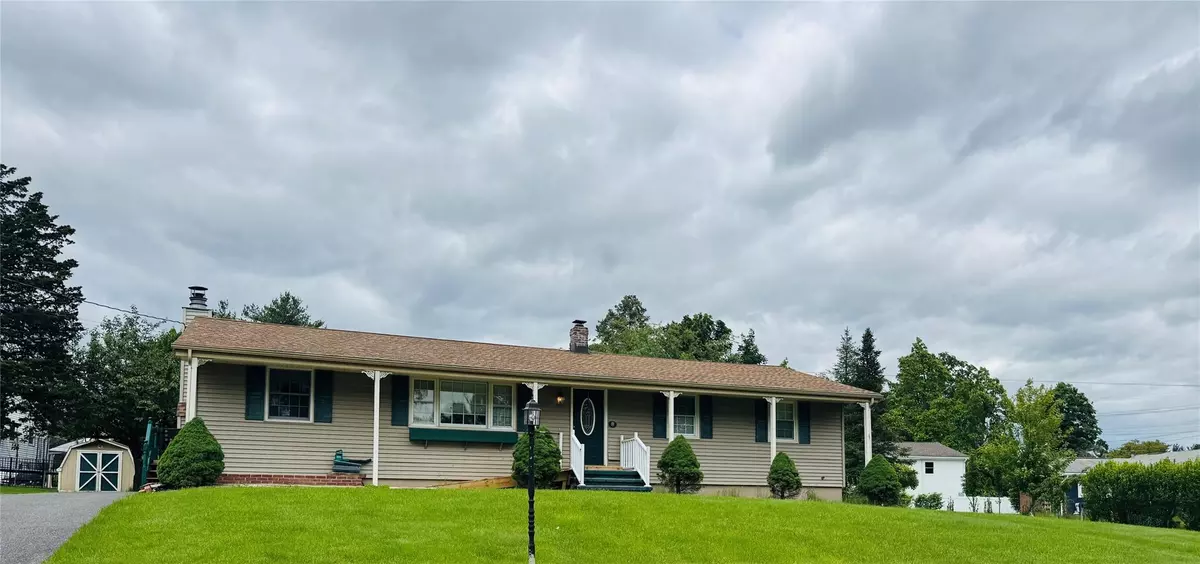 Chester, NY 10918,8 Hom ST