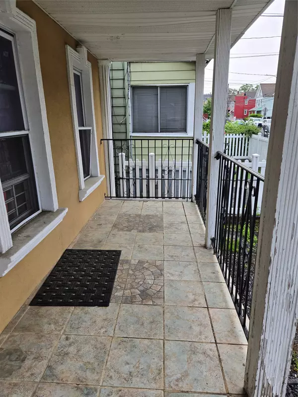 Bronx, NY 10467,731 E 218th ST