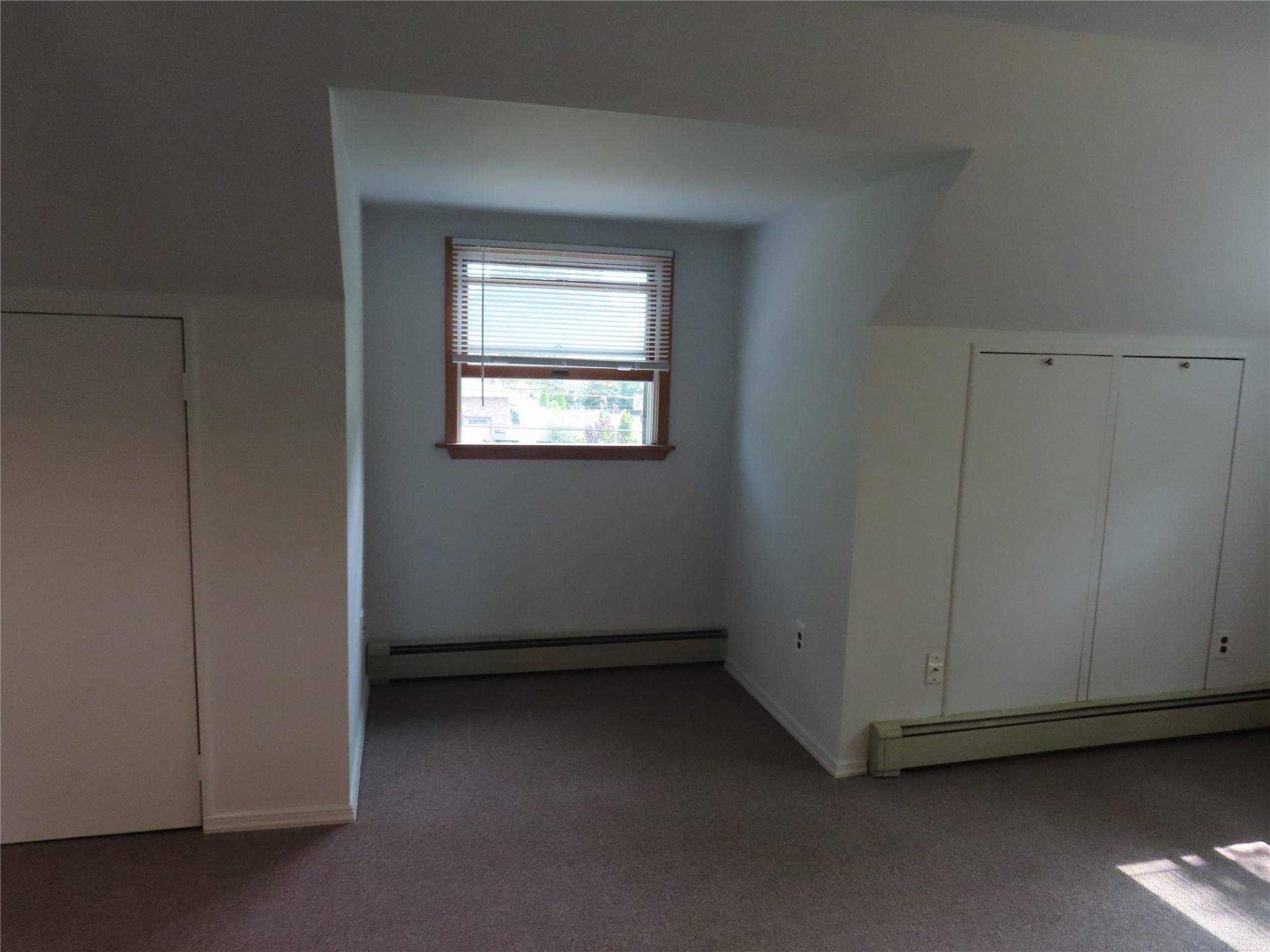 West Islip, NY 11795,120 Cerny PL