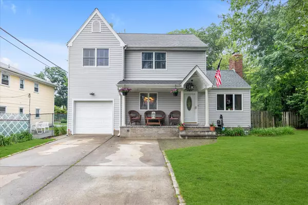 517 Birch ST,  West Hempstead,  NY 11552