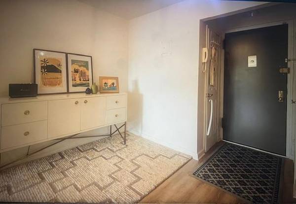 Great Neck, NY 11021,50 Brompton #3K