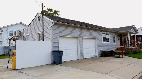 Inwood, NY 11096,49 Yale ST