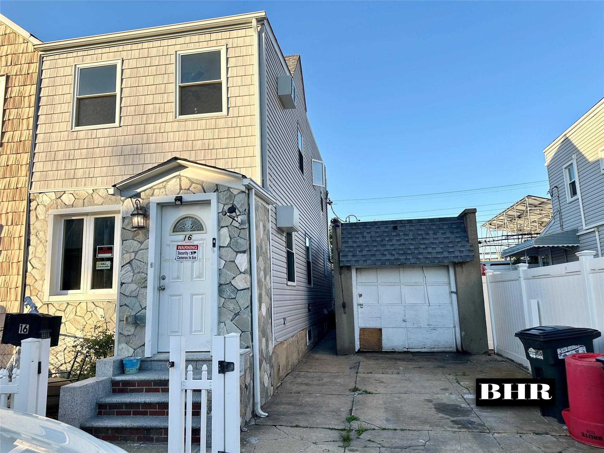 16 Aster CT, Brooklyn, NY 11229
