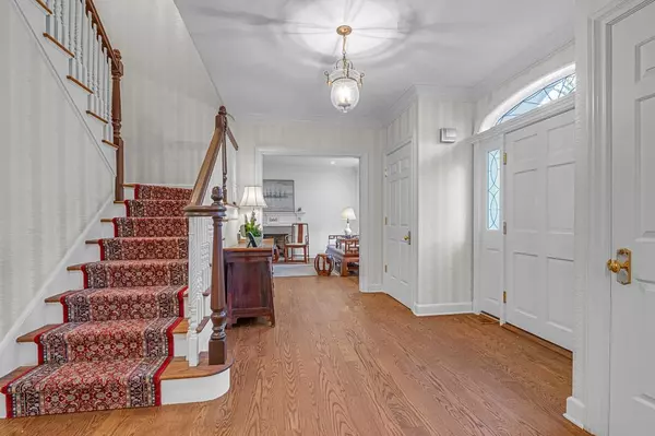 Lattingtown, NY 11560,99 Feeks LN