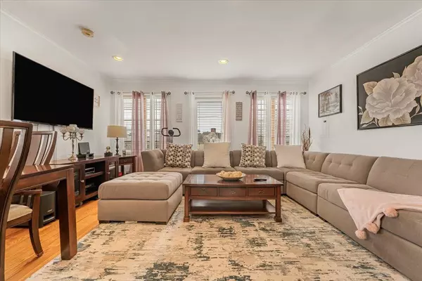 Arverne, NY 11692,6944 Thursby AVE