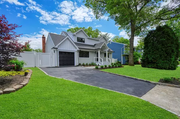 Huntington, NY 11743,8 Massey CT