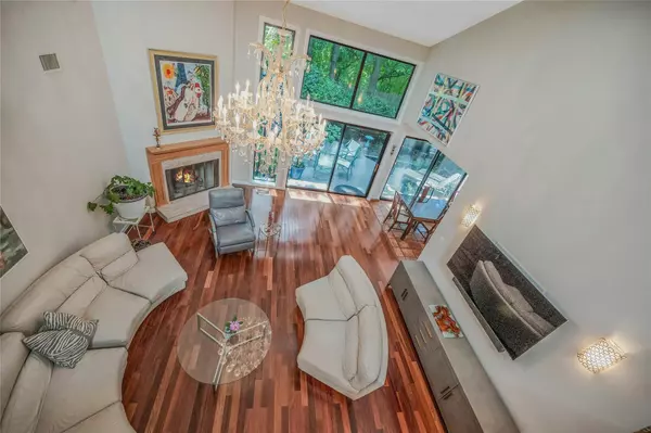 Woodbury, NY 11797,51 Eagle Chase