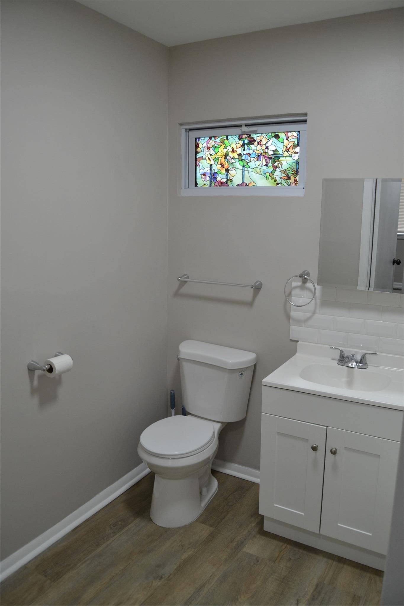 Mastic Beach, NY 11951,60 Huguenot DR