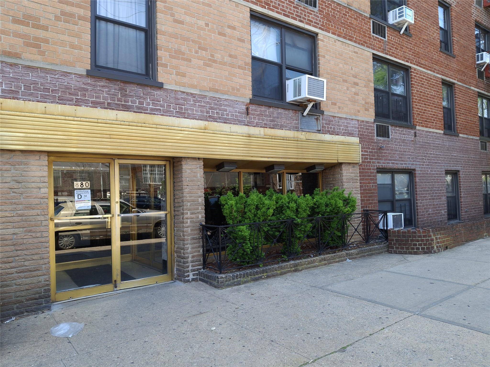 Brooklyn, NY 11220,880 68th ST #1J