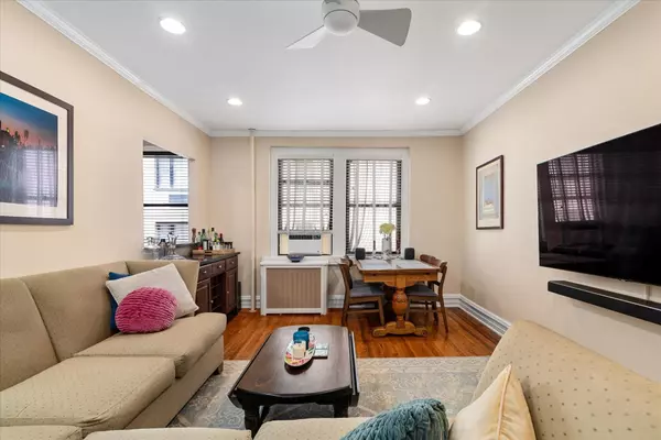 Astoria, NY 11106,35-55 29th ST #3D