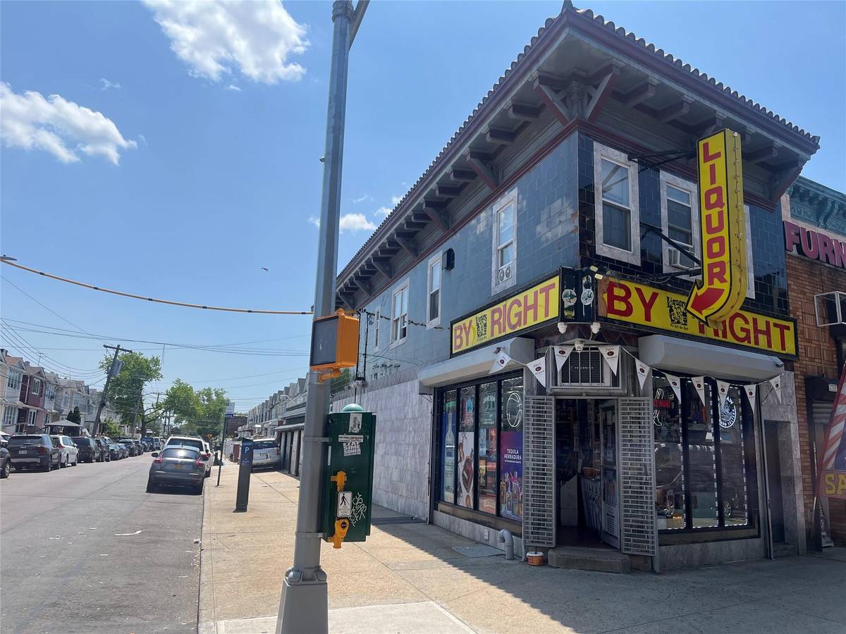 Ozone Park, NY 11417,106-20 Liberty AVE