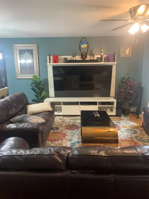 Yonkers, NY 10701,304 Warburton AVE #3A