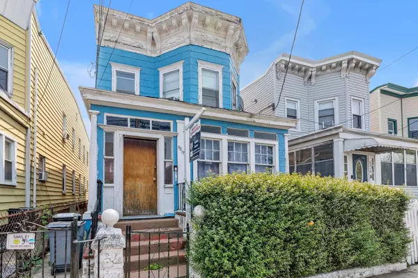 33-17 98th ST, Corona, NY 11368