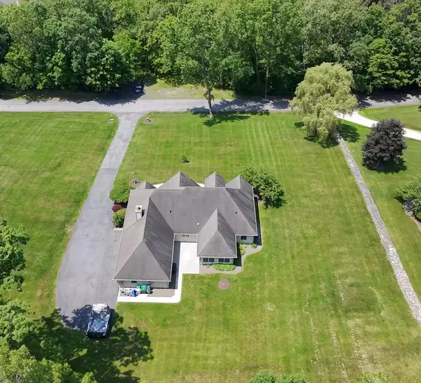 Newburgh, NY 12550,16 Hidden View DR