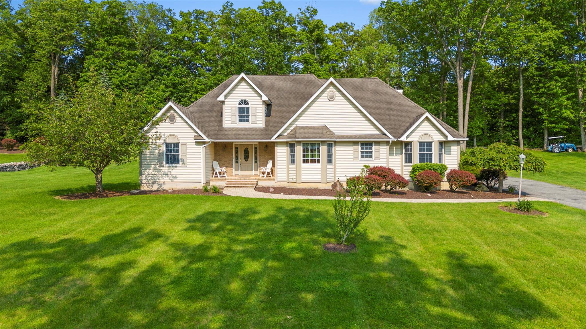 Newburgh, NY 12550,16 Hidden View DR