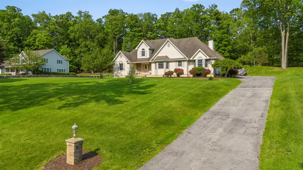 Newburgh, NY 12550,16 Hidden View DR