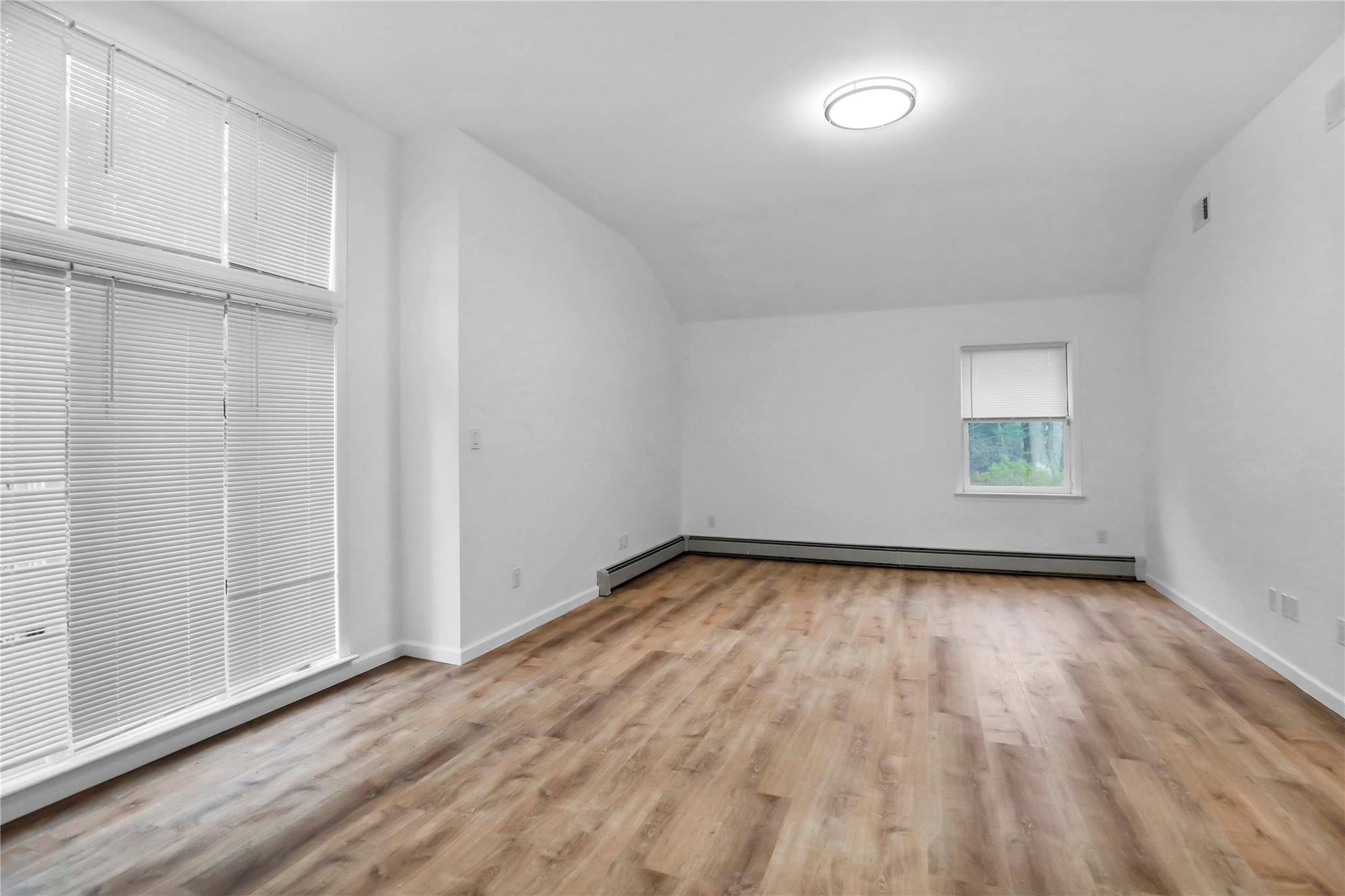 Setauket, NY 11733,11 Overlook WAY