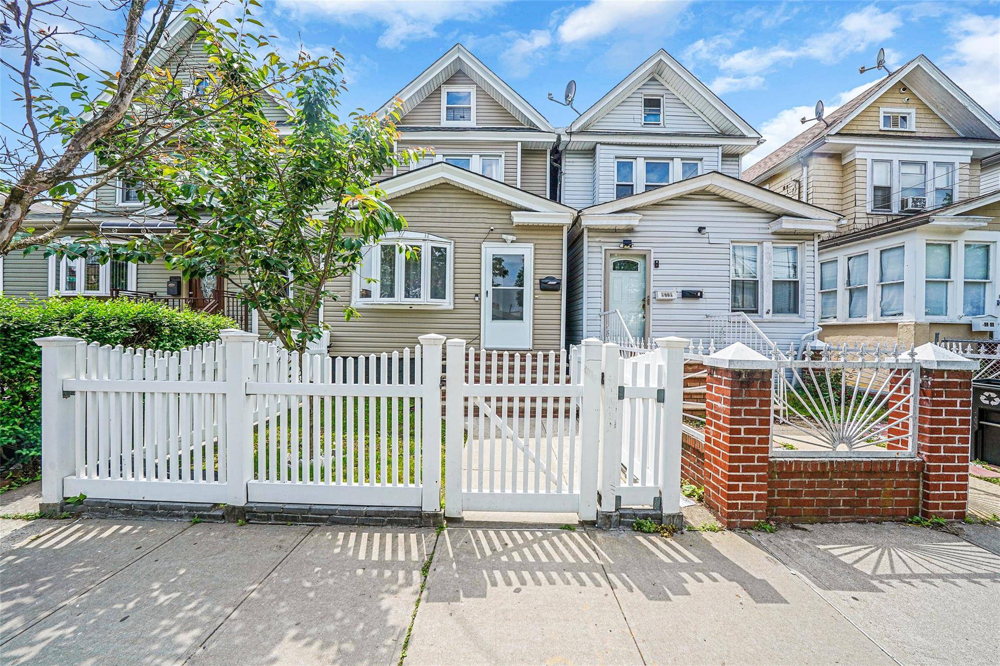 Richmond Hill, NY 11418,8772 110th ST