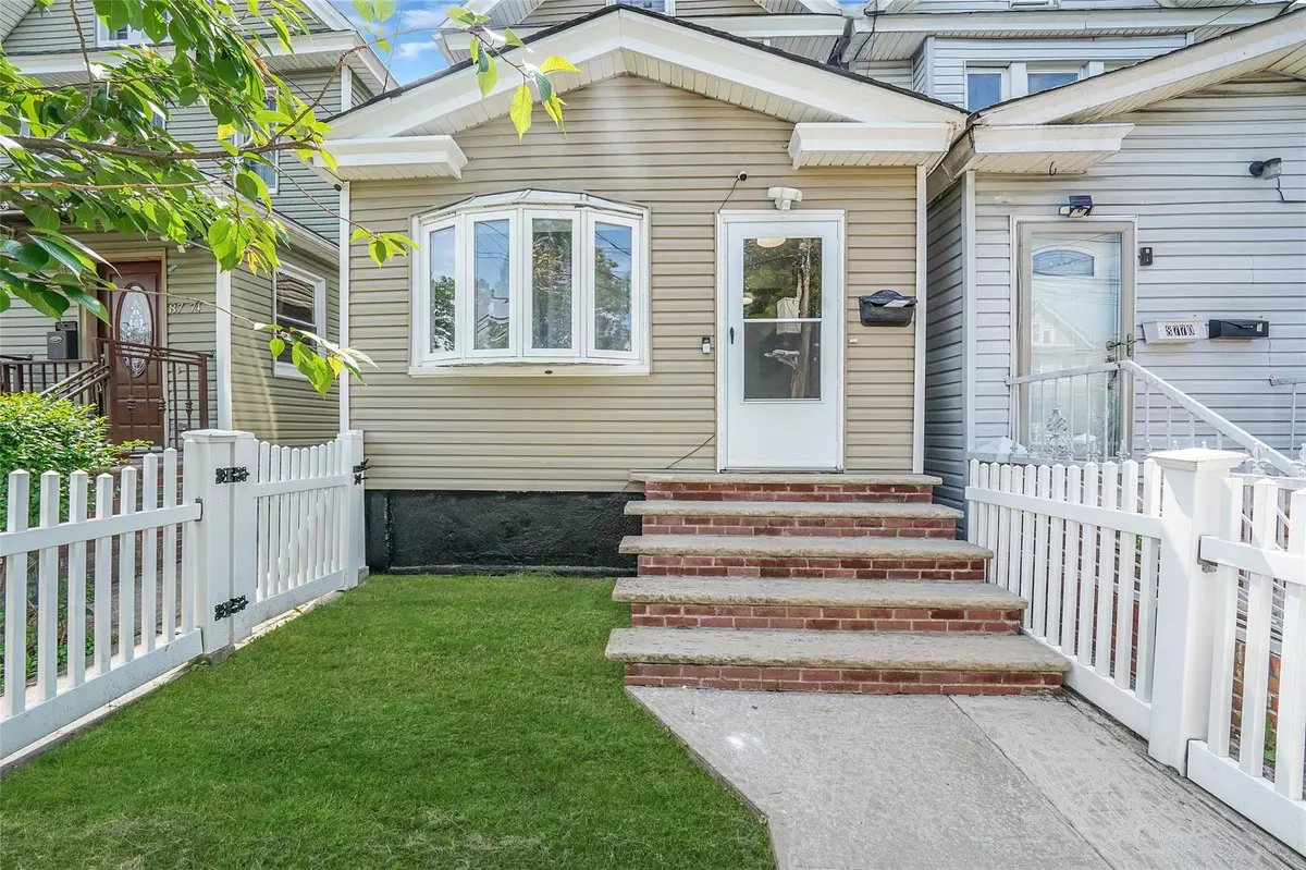 Richmond Hill, NY 11418,87-72 110th ST