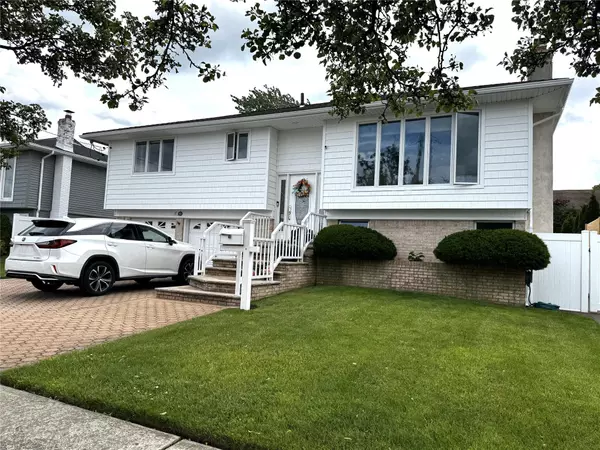 159 Harris DR, Oceanside, NY 11572