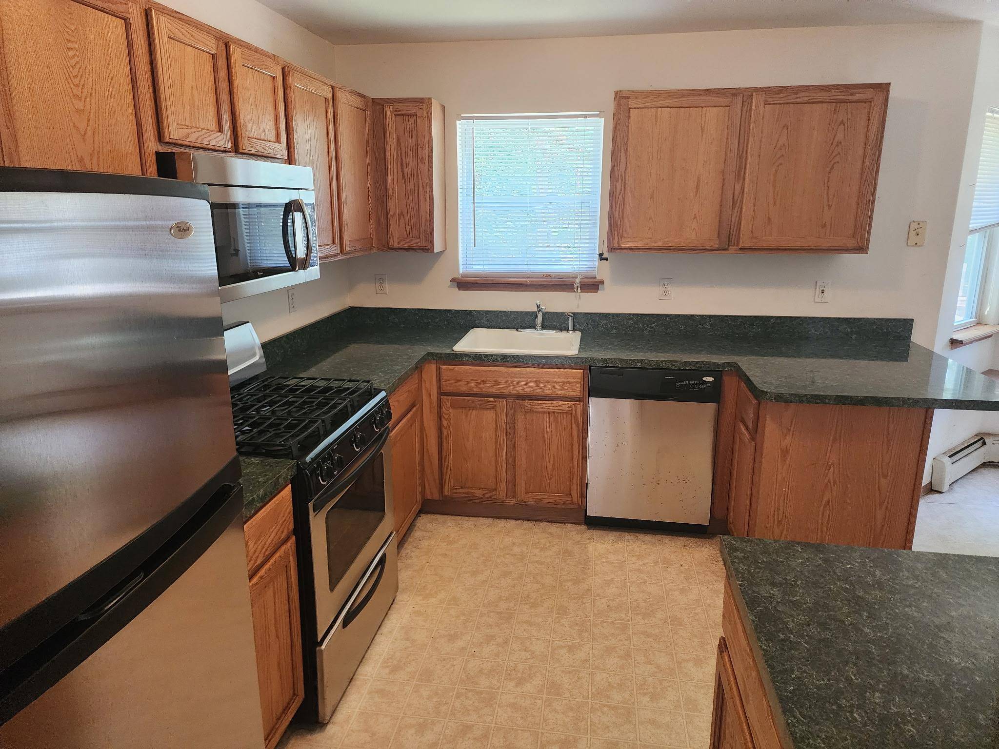 Speonk, NY 11972,4 Elia DR
