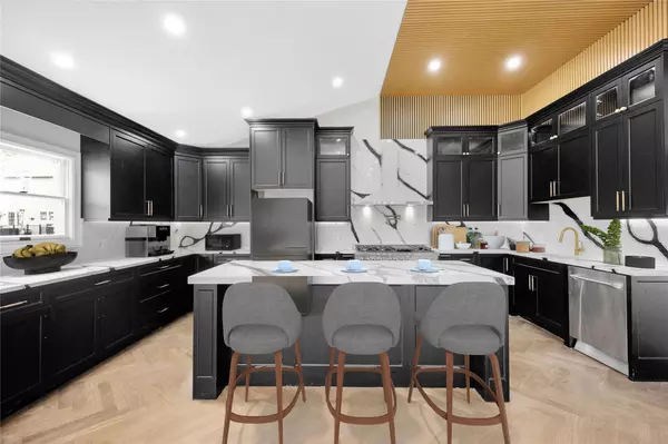 Long Beach, NY 11561,23 VINTON ST