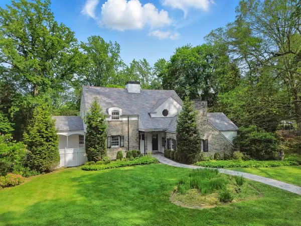 67 Wendover RD, Rye, NY 10580