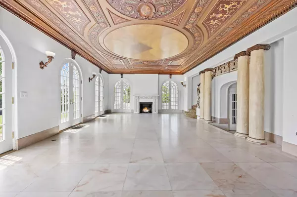 Mamaroneck, NY 10543,514 Alda RD