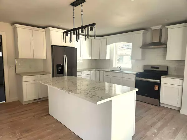 Centereach, NY 11720,11 St. James ST