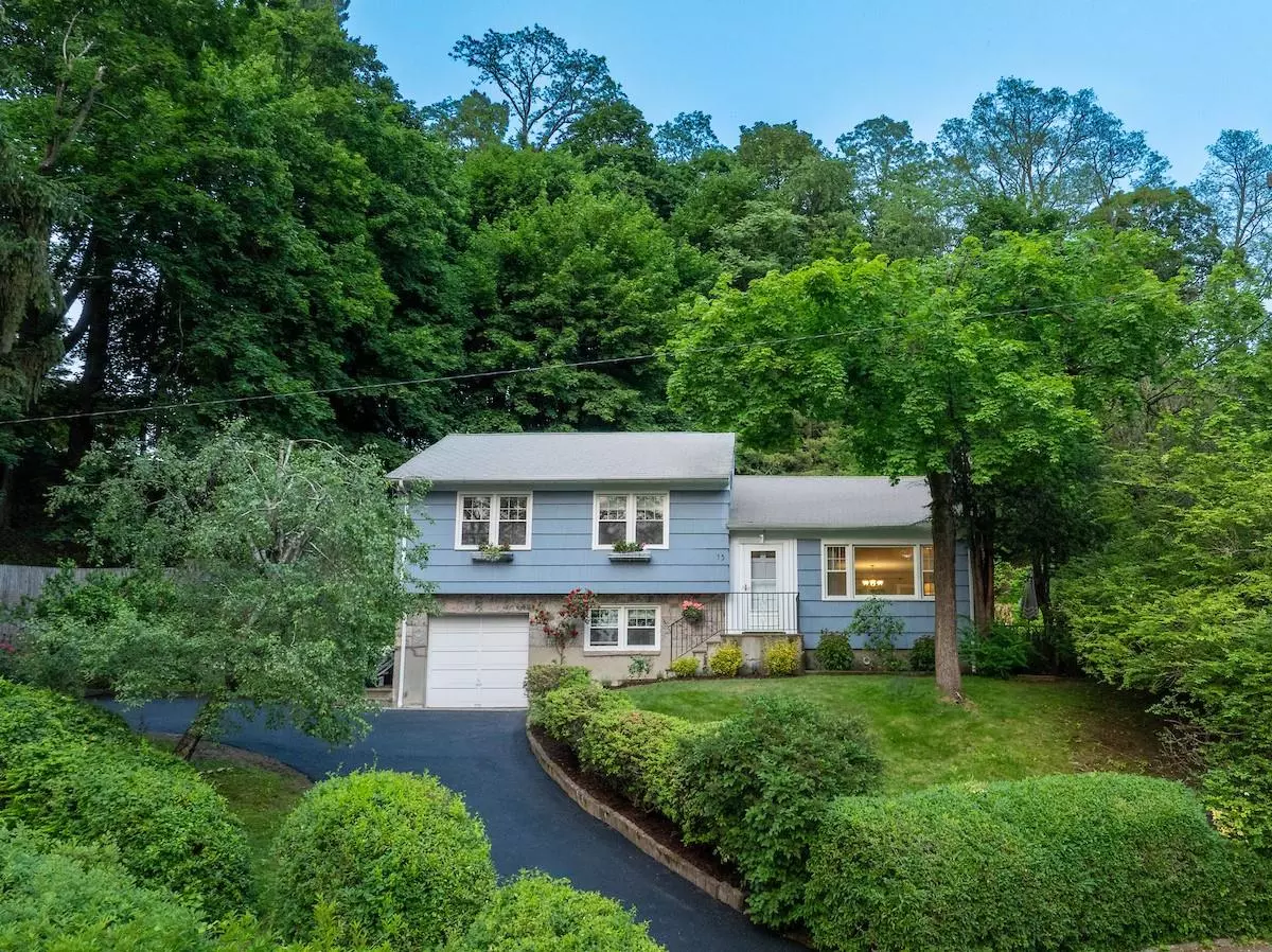 Dobbs Ferry, NY 10522,15 Rayson LN