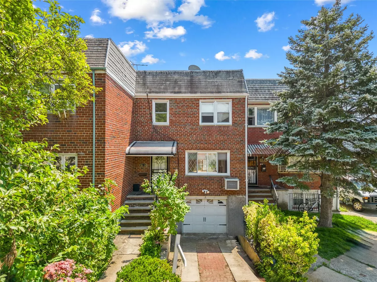 Flushing, NY 11358,25-31 Bayside LN