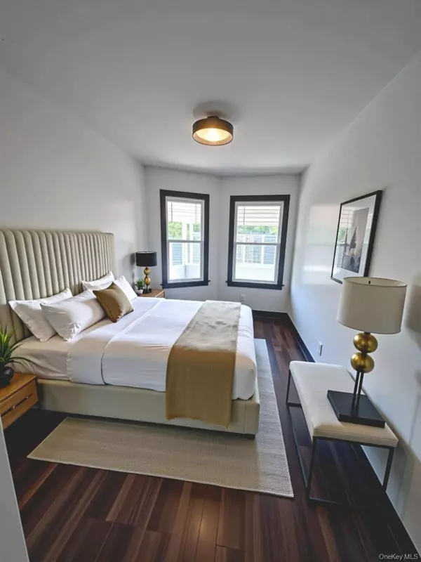Bronx, NY 10466,3940 Hill AVE #2